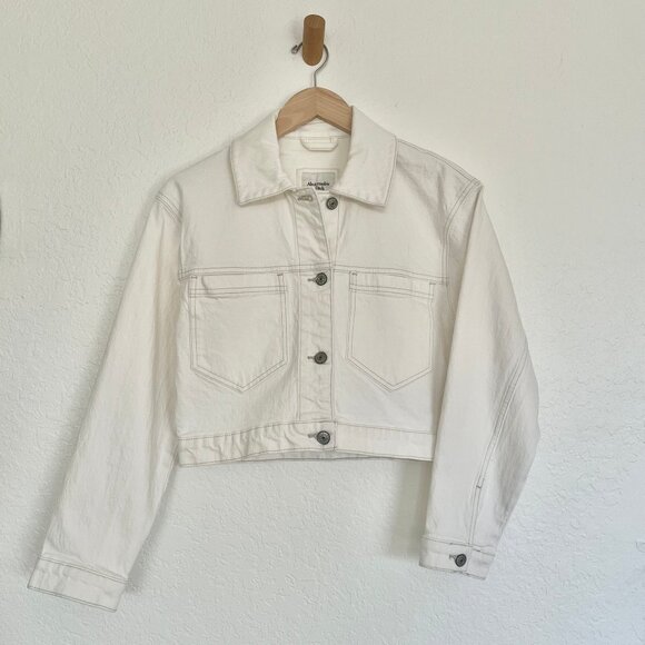 Abercrombie & Fitch NEW! Cropped Denim Jean Jacket In Cream/Bleached Wash XS - Picture 2 of 15